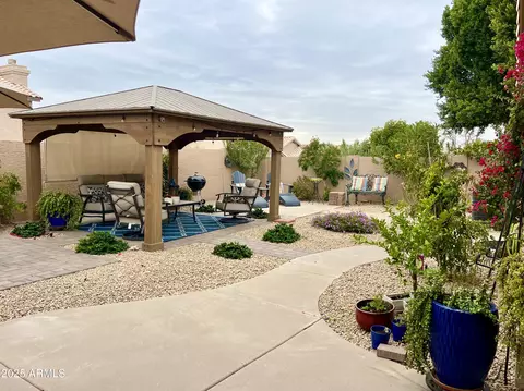 Exterior - 1233 E Redfield Rd, Phoenix, AZ 85022 photo 7 of 16