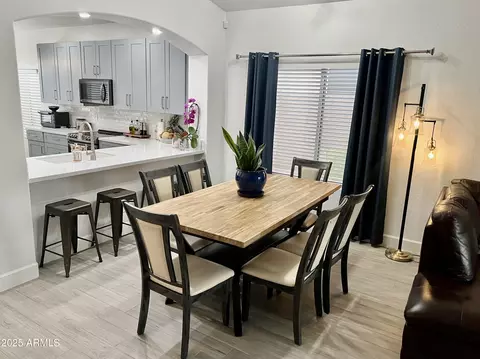 Dining - 1233 E Redfield Rd, Phoenix, AZ 85022 photo 3 of 3