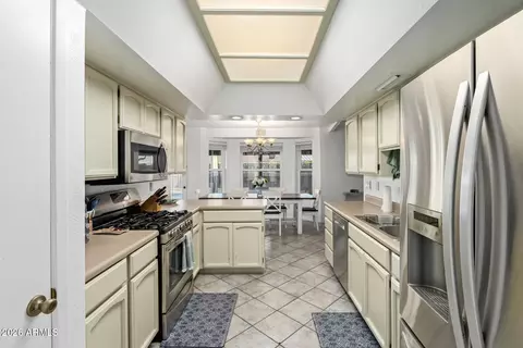 235 W Interlacken Dr, Phoenix, AZ 85023 photo 9