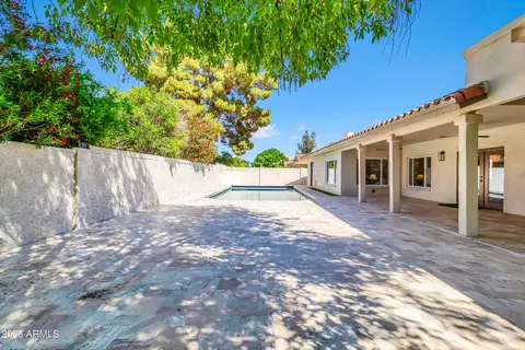 Exterior - 940 E Secretariat Dr, Tempe, AZ 85284 photo 8 of 9