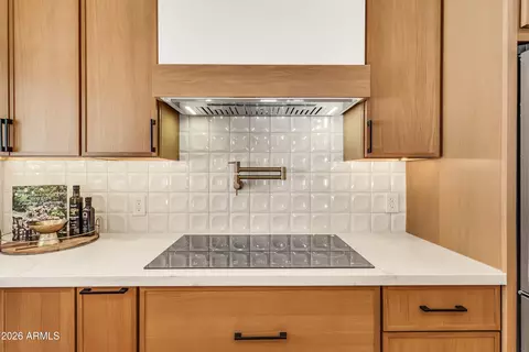 Kitchen - 940 E Secretariat Dr, Tempe, AZ 85284 photo 1 of 7