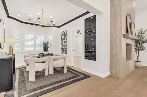 Dining - 940 E Secretariat Dr, Tempe, AZ 85284 photo 4 of 4