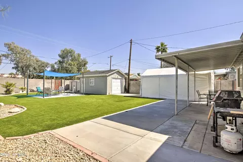 Exterior - 1815 N 16th Ave, Phoenix, AZ 85007 photo 3 of 4