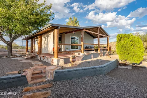 10830 E Storey Dr, Cornville, AZ 86325