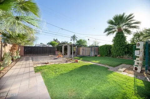 Exterior - 1225 E Hubbell St, Phoenix, AZ 85006 photo 5 of 13