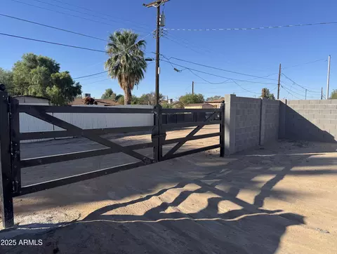513 E Centre Ave, Buckeye, AZ 85326 photo 10