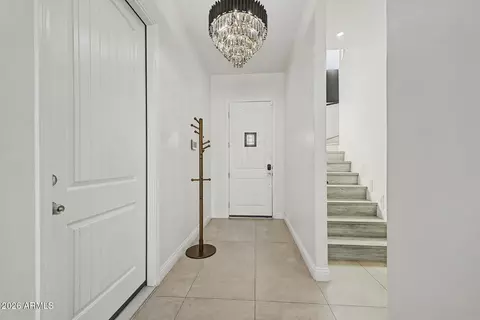 Entry Way - 1344 E Polk St #B, Phoenix, AZ 85006 photo 1 of 2