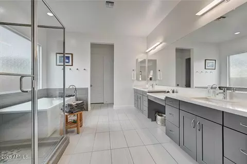 1352 E La Mirada Dr, Phoenix, AZ 85042 photo 17