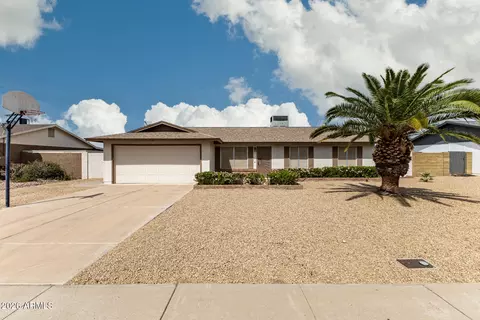 7926 W Shangri La Rd, Peoria, AZ 85345
