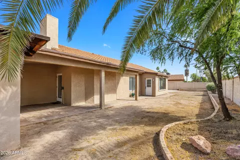Exterior - 1202 E Greenway Cir, Mesa, AZ 85203 photo 3 of 4