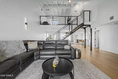 Living - 77 E Missouri Ave #60, Phoenix, AZ 85012 photo 3 of 4