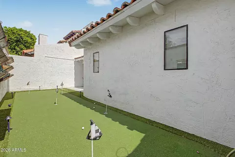 Exterior - 77 E Missouri Ave #60, Phoenix, AZ 85012 photo 8 of 10