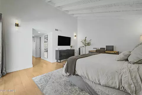 Bedroom - 77 E Missouri Ave #60, Phoenix, AZ 85012 photo 2 of 6