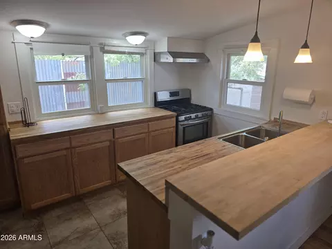 Kitchen - 112 Clawson St, Bisbee, AZ 85603 photo 1 of 2