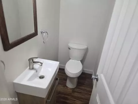 Bath - 112 Clawson St, Bisbee, AZ 85603 photo 1 of 3