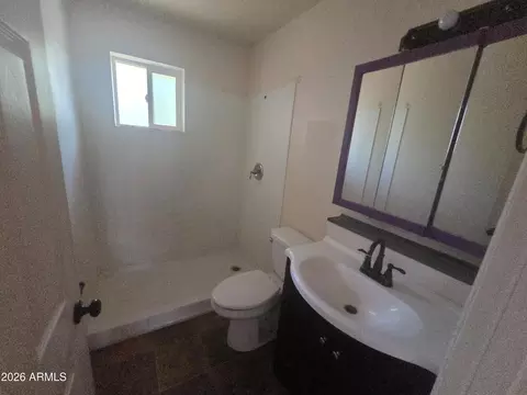 Bath - 5449 E Akron St, Mesa, AZ 85205 photo 2 of 2