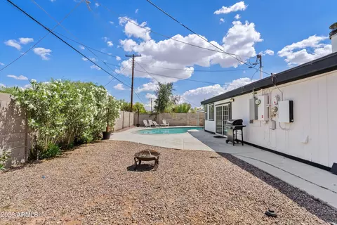 Exterior - 2124 E 3rd Dr, Mesa, AZ 85204 photo 6 of 8