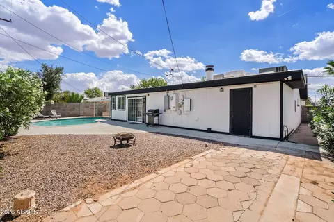 Exterior - 2124 E 3rd Dr, Mesa, AZ 85204 photo 7 of 8