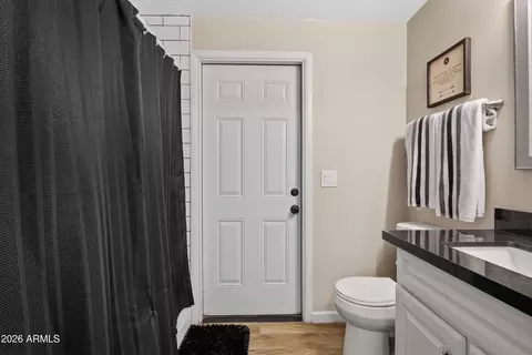 Bath - 2124 E 3rd Dr, Mesa, AZ 85204 photo 2 of 4