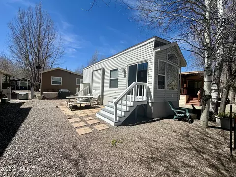 17550 S Munds Ranch Rd #320, Munds Park, AZ 86017