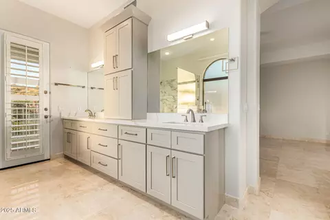 Bath - 6446 E Trailridge Cir #24, Mesa, AZ 85215 photo 1 of 4