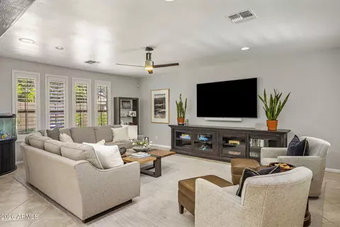 Living - 22508 N 37th Ter, Phoenix, AZ 85050 photo 3 of 3