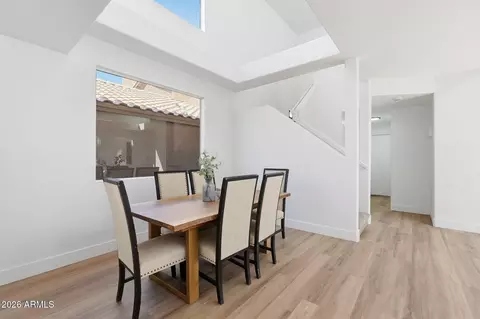 Dining - 2109 E Saltsage Dr, Phoenix, AZ 85048 photo 3 of 7