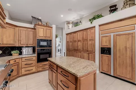 Kitchen - 1181 E Melody Ct, Gilbert, AZ 85234 photo 4 of 10