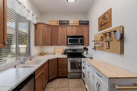Kitchen - 1181 E Melody Ct, Gilbert, AZ 85234 photo 10 of 10