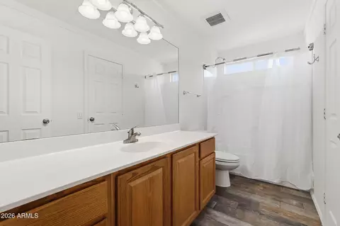 Bath - 742 N Boulder St, Gilbert, AZ 85234 photo 1 of 2