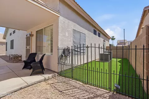 Exterior - 742 N Boulder St, Gilbert, AZ 85234 photo 3 of 4