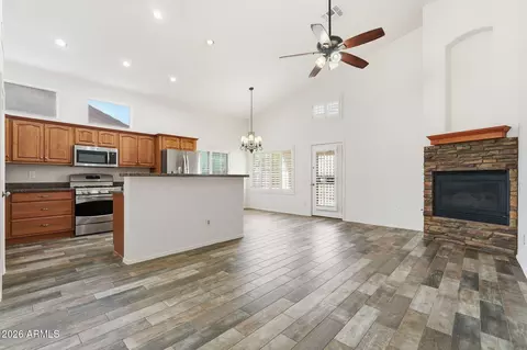 Living - 742 N Boulder St, Gilbert, AZ 85234 photo 3 of 4