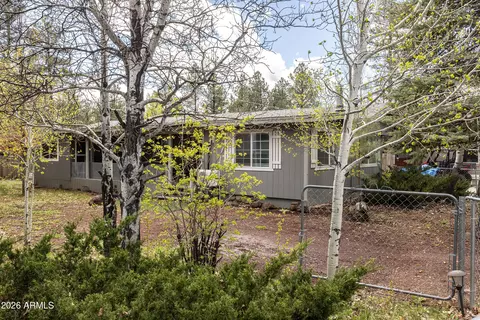 535 E Oak Dr, Munds Park, AZ 86017