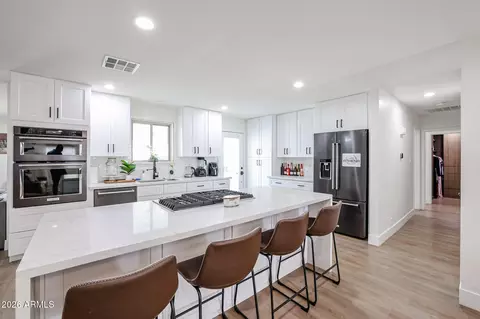 2236 E Blanche Dr, Phoenix, AZ 85022