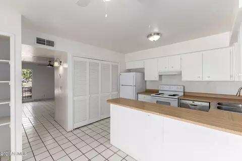 6348 N 7th Ave #1, Phoenix, AZ 85013 photo 16