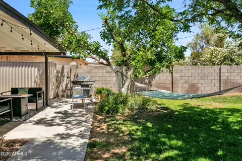 Exterior - 3115 N 34th Pl, Phoenix, AZ 85018 photo 2 of 6