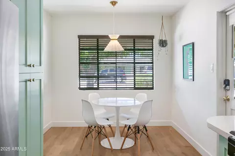 Dining - 3115 N 34th Pl, Phoenix, AZ 85018 photo 1 of 1