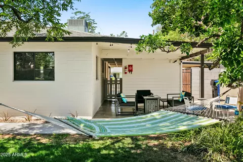 Exterior - 3115 N 34th Pl, Phoenix, AZ 85018 photo 5 of 6