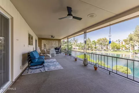 1017 E Sandpiper Dr, Tempe, AZ 85283