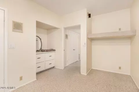 Bedroom - 1017 E Sandpiper Dr, Tempe, AZ 85283 photo 6 of 10