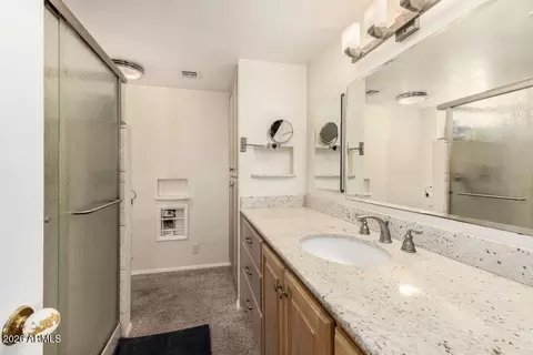 Bath - 1017 E Sandpiper Dr, Tempe, AZ 85283 photo 2 of 4