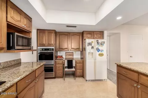 Kitchen - 1017 E Sandpiper Dr, Tempe, AZ 85283 photo 3 of 5