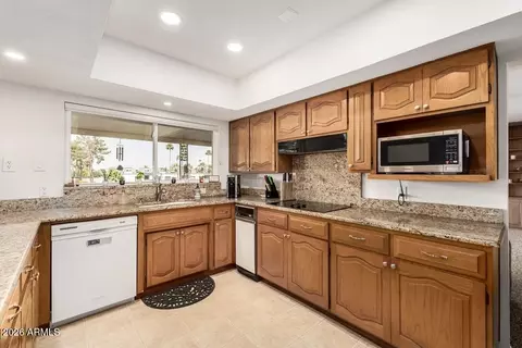 Kitchen - 1017 E Sandpiper Dr, Tempe, AZ 85283 photo 1 of 5