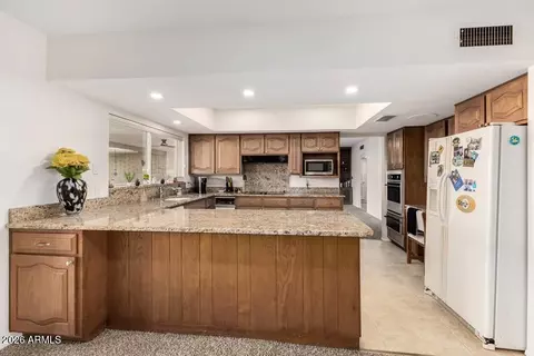 Kitchen - 1017 E Sandpiper Dr, Tempe, AZ 85283 photo 4 of 5