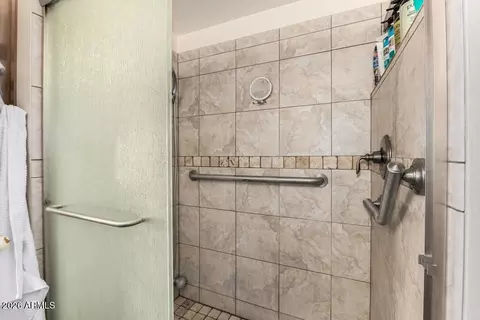 Bath - 1017 E Sandpiper Dr, Tempe, AZ 85283 photo 4 of 4