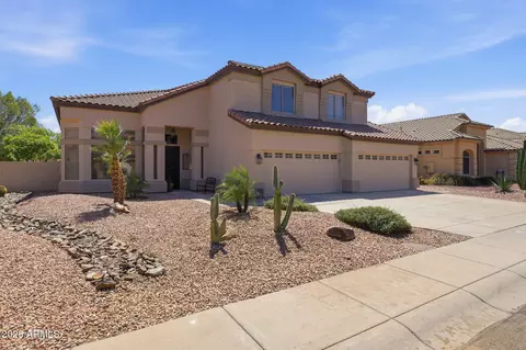 6993 W Aurora Dr, Glendale, AZ 85308