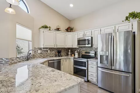 13660 W Greenview Dr, Sun City West, AZ 85375