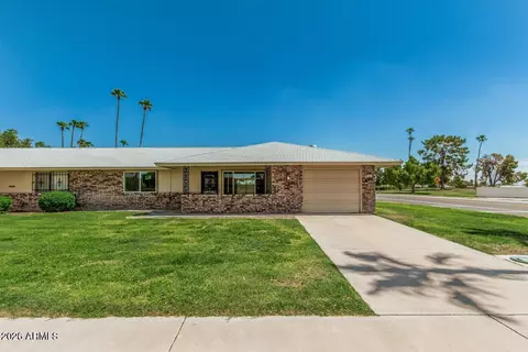 15401 N Cameo Dr, Sun City, AZ 85351