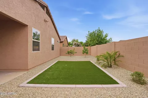 Exterior - 2124 E Kings Ave, Phoenix, AZ 85022 photo 6 of 7