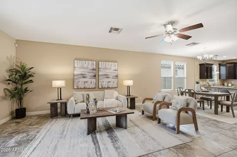 Living - 2124 E Kings Ave, Phoenix, AZ 85022 photo 4 of 4